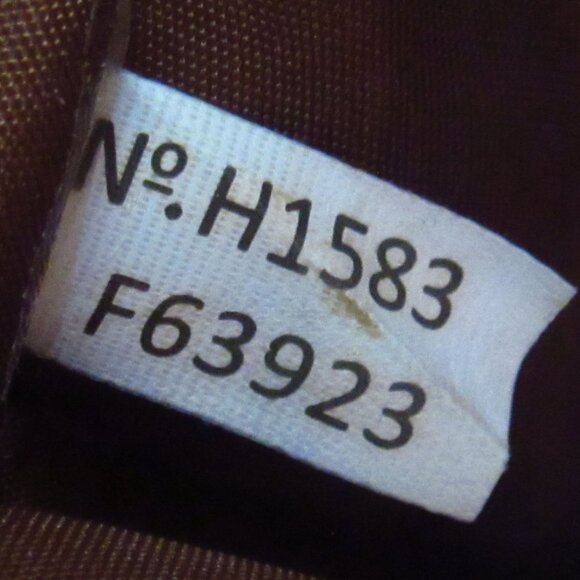 Coach Signature Canvas Key Chain/Coin Purse (Khaki/Saddle) – Style # F63923 - Picture 4 of 5